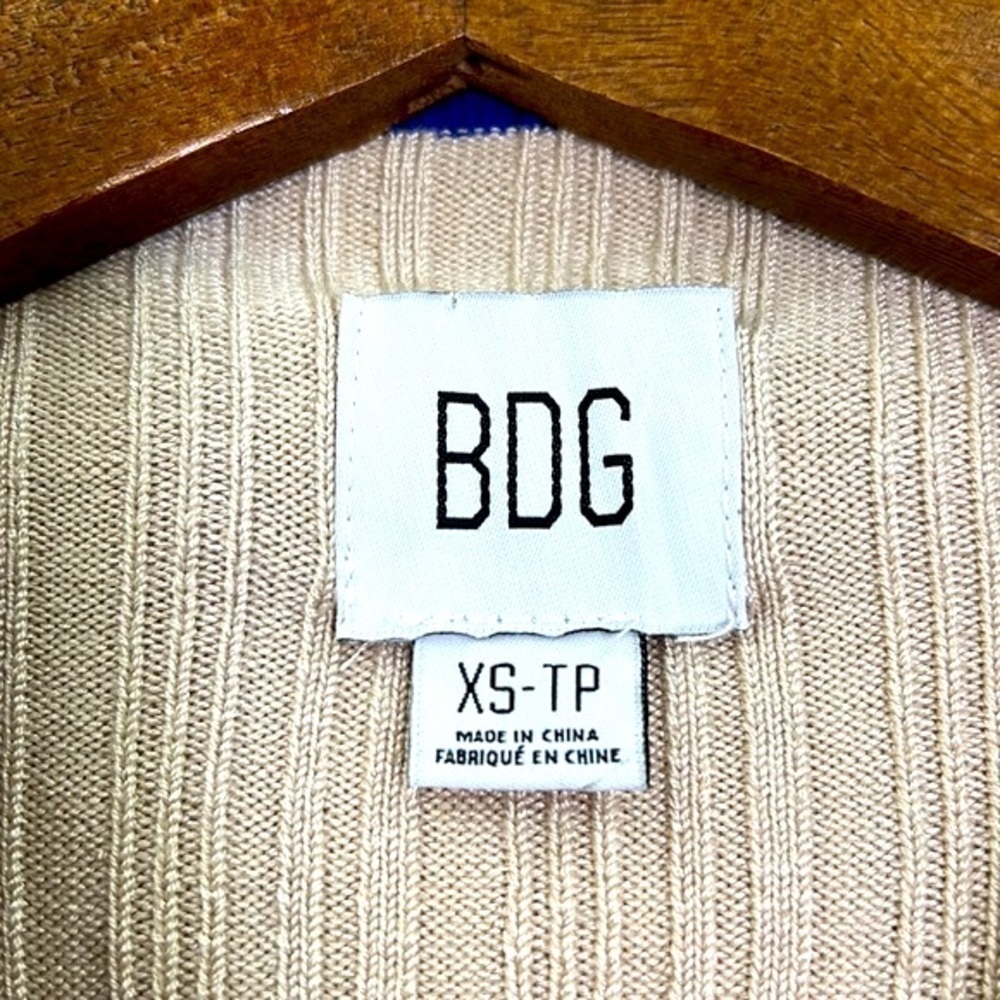 Urban Outfitters - BDG Kiara Open Back Stripe Sweater With Thumb Openings SZ XS - Picture 9 of 13
